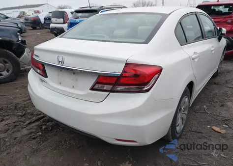 2015 Honda Civic Lx z USA, uszkodzony, nr VIN 2HGFB2F57FH546027